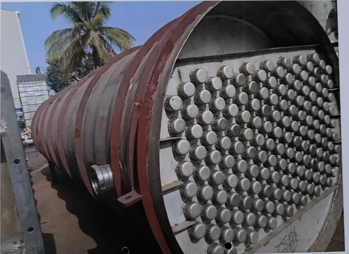 Distillation Column Manufacturer